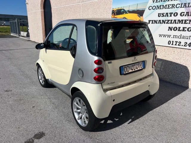 Auto - Smart fortwo coupé passion