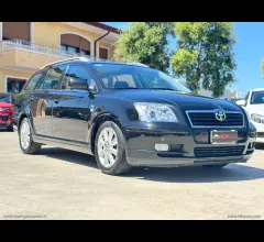 Auto - Toyota avensis 2.0 d-4d 16v s.w.