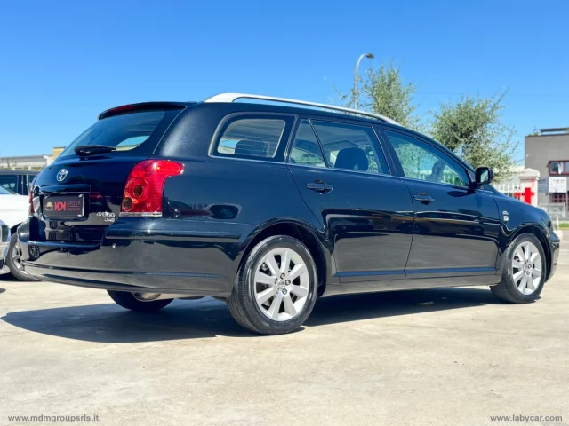 Auto - Toyota avensis 2.0 d-4d 16v s.w.