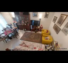 Bifamiliare 7 vani con giardino e garage