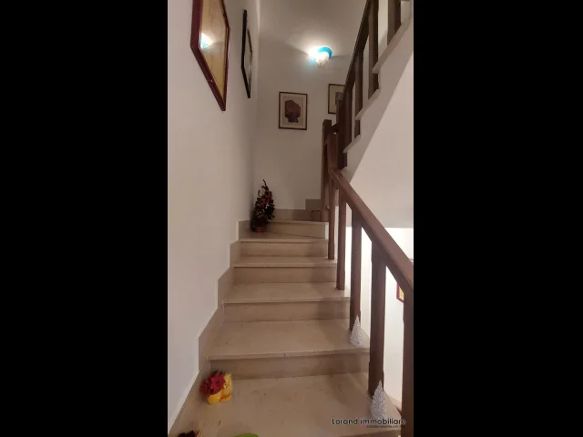 Appartamenti in Vendita - Bifamiliare 7 vani con giardino e garage