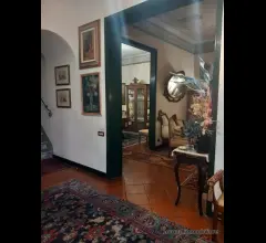 Appartamenti in Vendita - Villa,