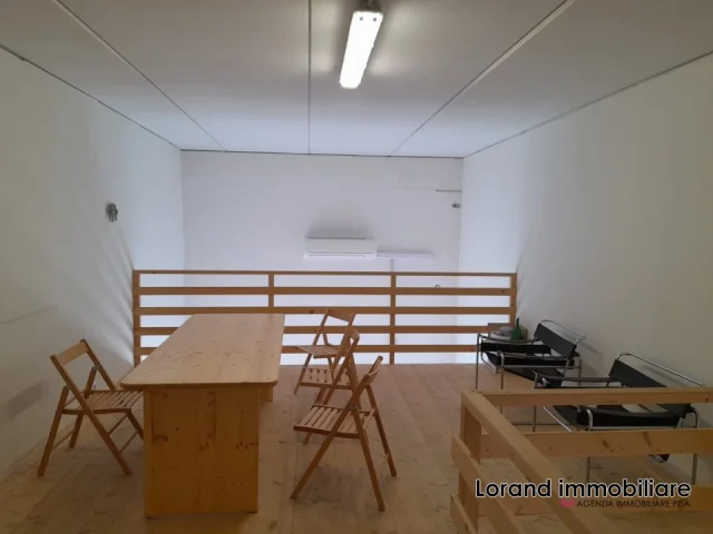 Appartamenti in Vendita - Locali multiuso