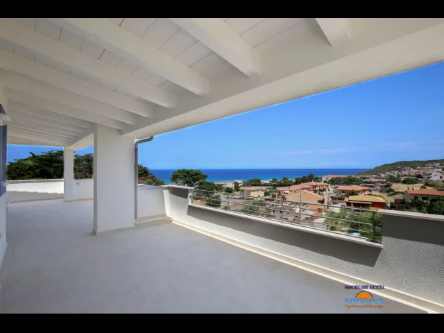 Appartamenti in Vendita - Attico quadrilocale nuovo vista mare a 500 mt dalla spiaggia