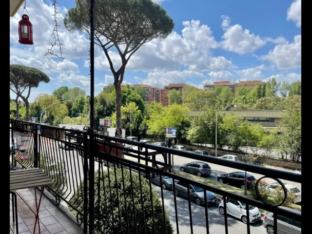 Appartamenti in Vendita - Panoramico e luminoso ampia metratura