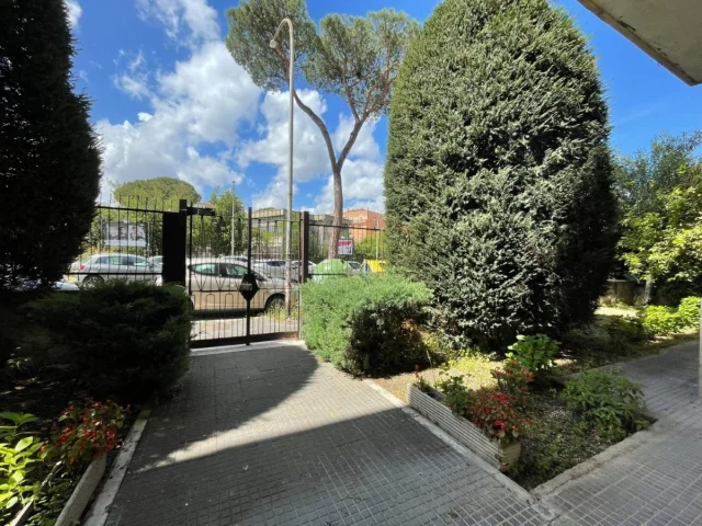 Appartamenti in Vendita - Panoramico e luminoso ampia metratura