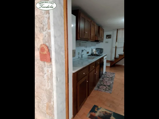 Appartamenti in Vendita - Terratetto in sasso fontia carrara