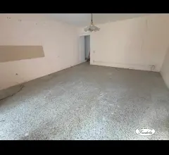 Appartamenti in Vendita - Appartamento piano 3 borgo storico pontremoli