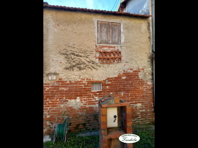 Appartamenti in Vendita - Terratetto con corte santo stefano di magra