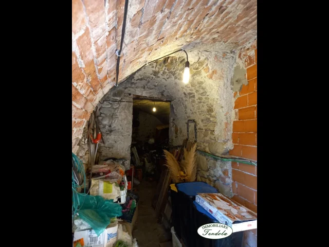 Appartamenti in Vendita - Terratetto con corte santo stefano di magra