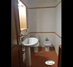 Appartamenti in Vendita - Villa a schiera di punta