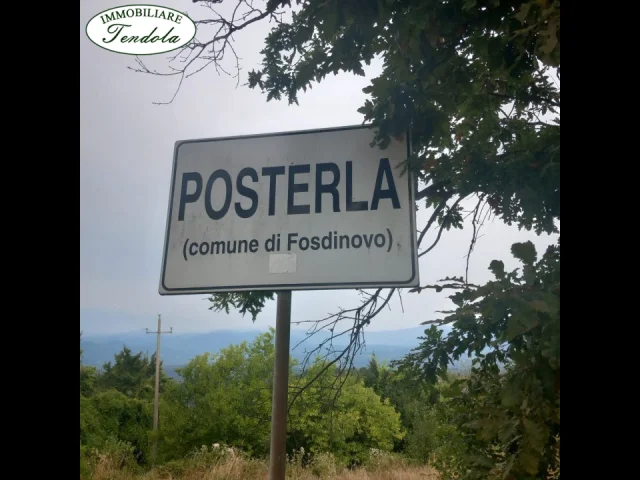 Appartamenti in Vendita - Terratetto con terreni nel paese di posterla.