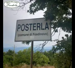 Appartamenti in Vendita - Terratetto con terreni nel paese di posterla.