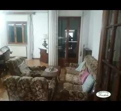 Appartamenti in Vendita - Semindipendente con corte ,cantina ,e bilocale