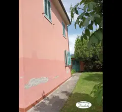 Appartamenti in Vendita - Casa indipendente con terreno molicciara