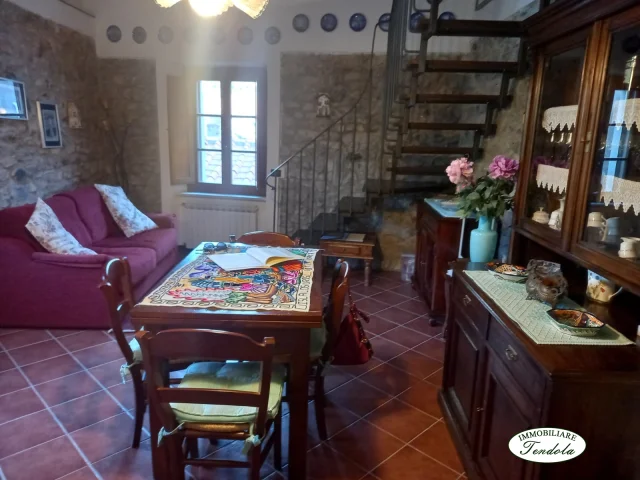 Grazioso loft giucano di fosdinovo