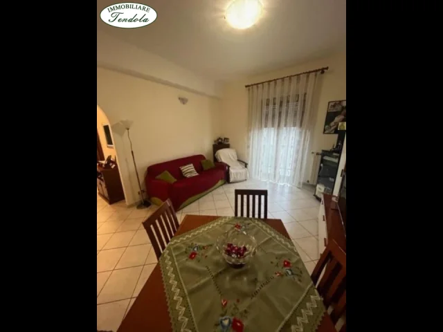 Appartamenti in Vendita - Appartamento p5 con ascensore