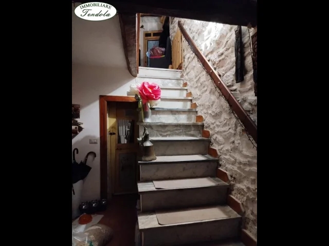 Appartamenti in Vendita - Terratetto semindip.tendola di fosdinovo