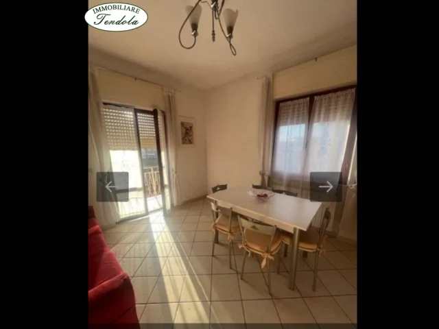 Appartamenti in Vendita - Appartamento in quadrifamiliare