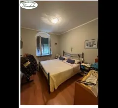 Appartamenti in Vendita - Piano primo con giardino