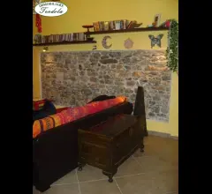 Appartamenti in Vendita - Ameglia  appartamento in piccolo stabile con cantina