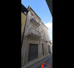 Indipendente nei pressi di via giovanni verga