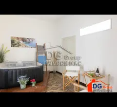 Indipendente nel cuore di castellammare