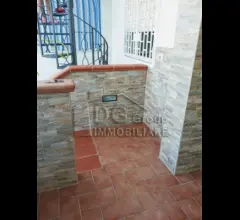 Appartamenti in Vendita - Appartamento in residence a carini a 150 metri dal mare