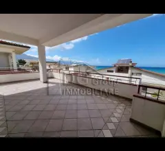 Appartamenti in Vendita - Villa  c/da playa  a pochi passi dal mare