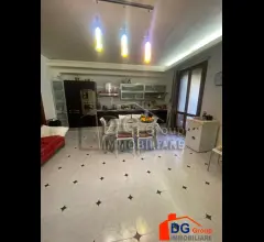 Appartamenti in Vendita - Appartamento esclusivo in via maria riposo
