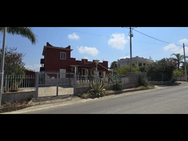 Villa in via stella cinese
