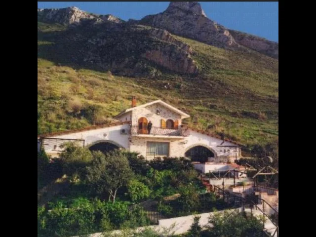 Villa in contrada fraginesi