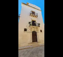 Appartamenti in Vendita - Appartamento signorile in centro storico