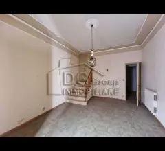 Appartamenti in Vendita - Indpente nei pressi della via vittorio veneto