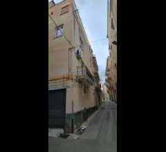 Appartamenti in Vendita - Casa indipendente in via niccolini