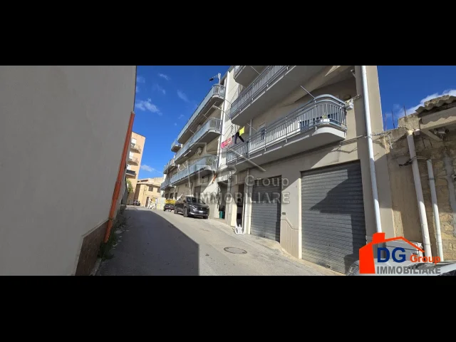 Appartamenti in Vendita - Appartamento primo piano in via  allegrezza