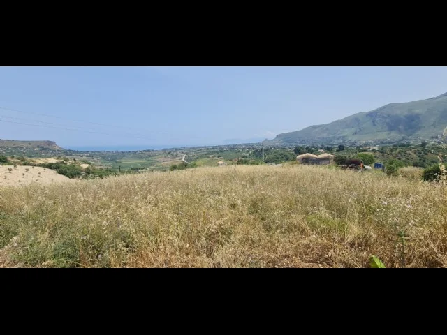 Appartamenti in Vendita - Terreno adificabile a castellammare del golfo