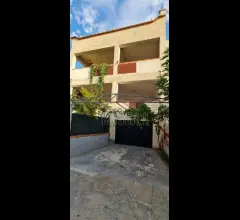 Appartamenti in Vendita - Casa indipendente con vista mare stupenda