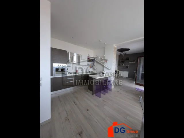 Appartamenti in Vendita - Villa su due livelli abitativi in montagna
