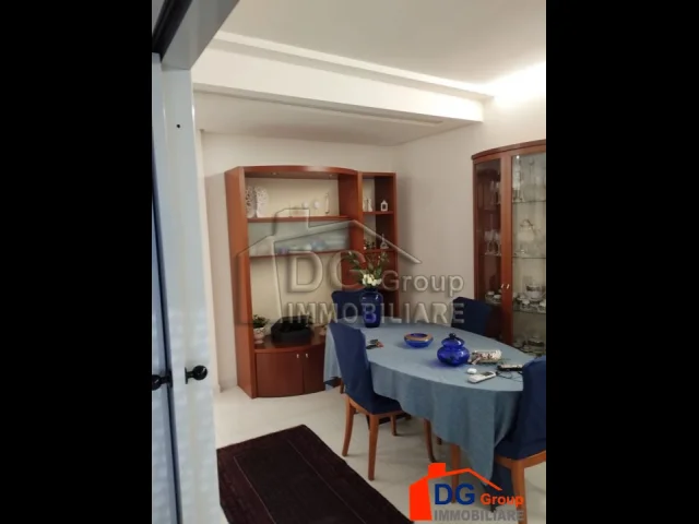 Appartamenti in Vendita - Appartamento secondo piano nei pressi di via agate