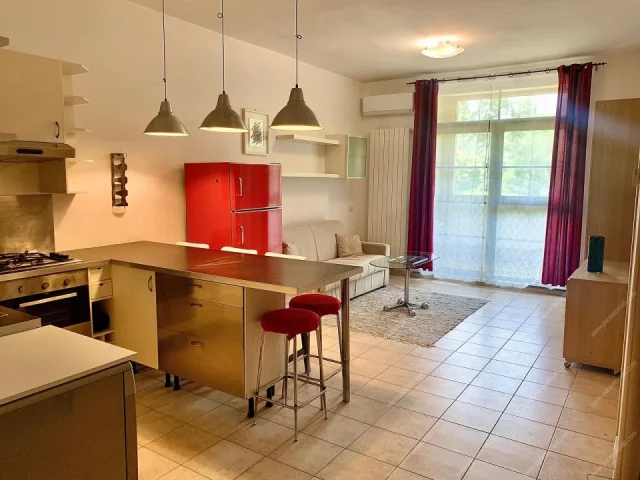 Appartamenti in Vendita - Bilocale con studio o cameretta
