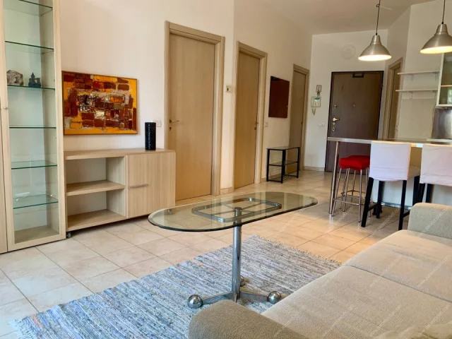 Appartamenti in Vendita - Bilocale con studio o cameretta