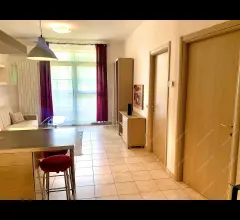 Appartamenti in Vendita - Bilocale con studio o cameretta