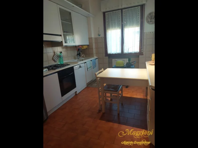 Appartamenti in Vendita - Aampio quandrilocale