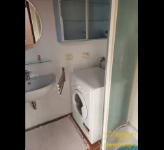 Appartamenti in Vendita - Casetta indipendente con giardino