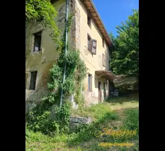 Porzione di casa  da ristrutturare