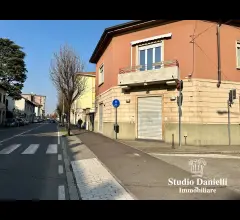 Negozio con vetrine