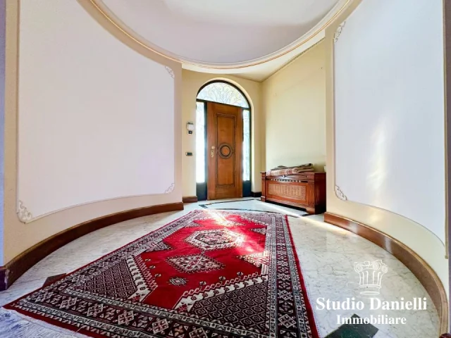 Appartamenti in Vendita - Compendio immobiliare