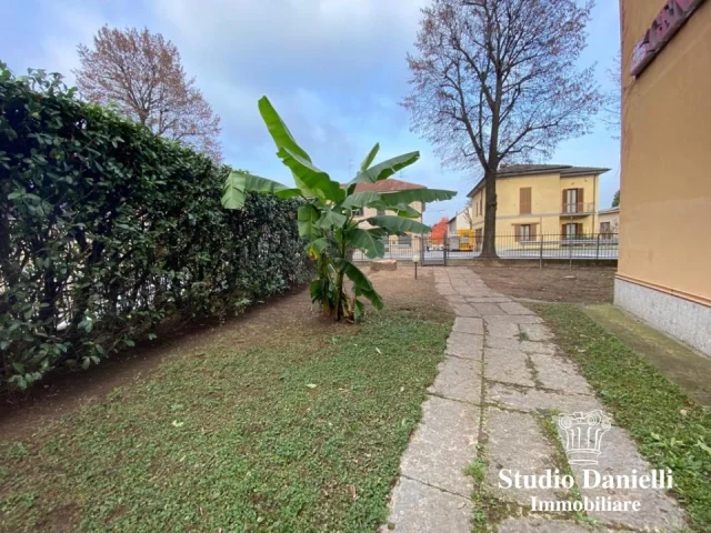 Appartamenti in Vendita - Ufficio in locazione