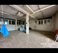 Appartamenti in Vendita - Negozio open-space